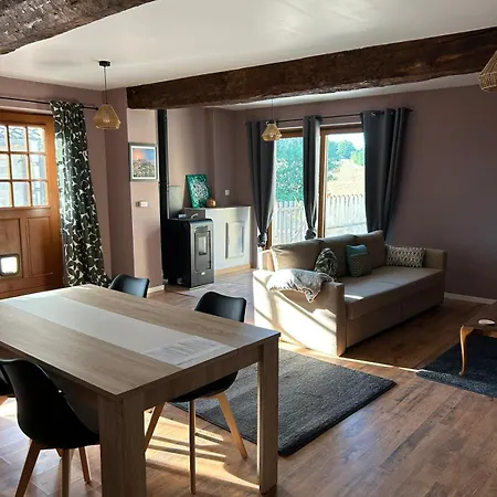 Apartament In The Heart Of The Countryside With Pool